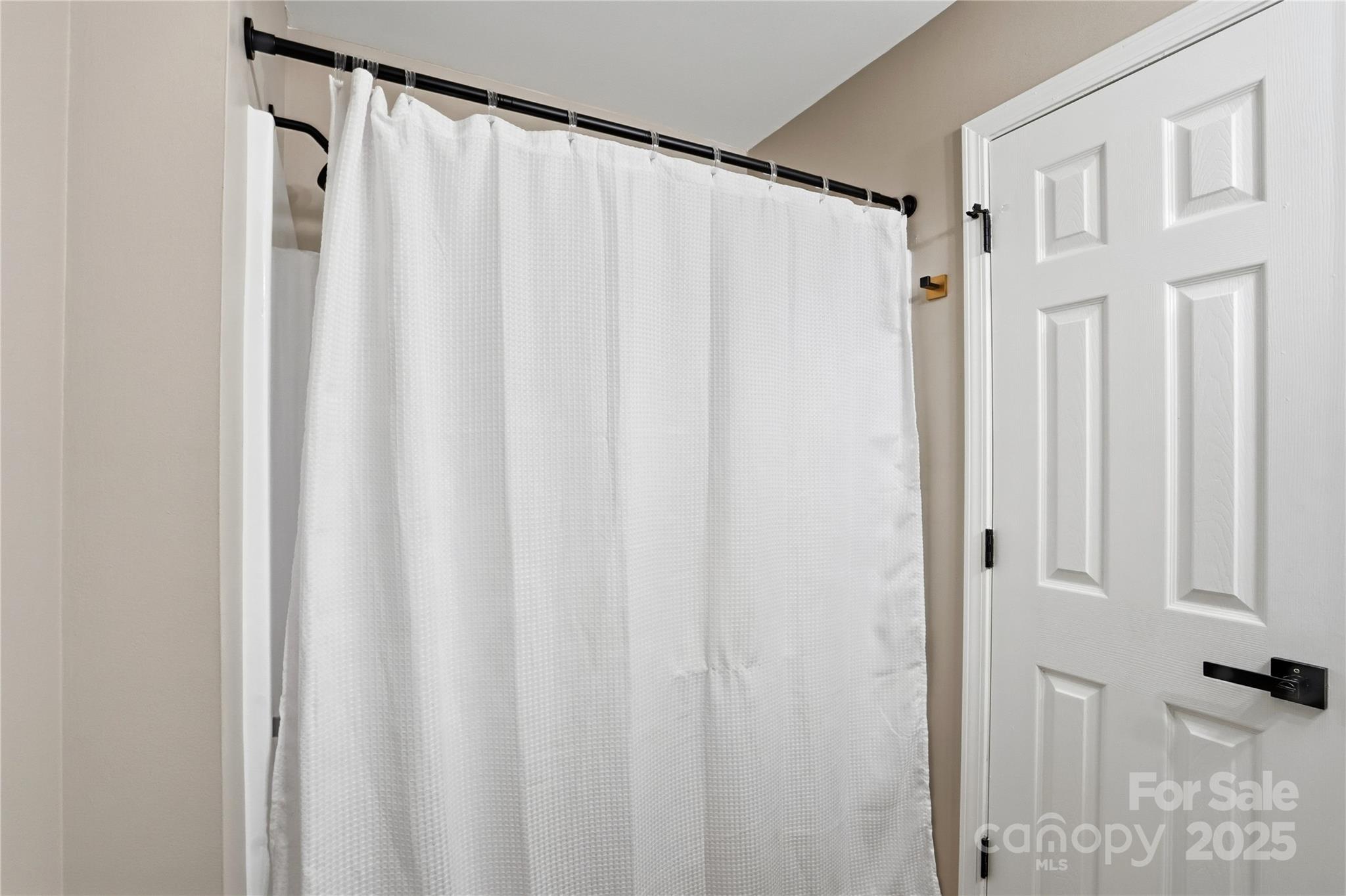 Jordans Pond - Residential