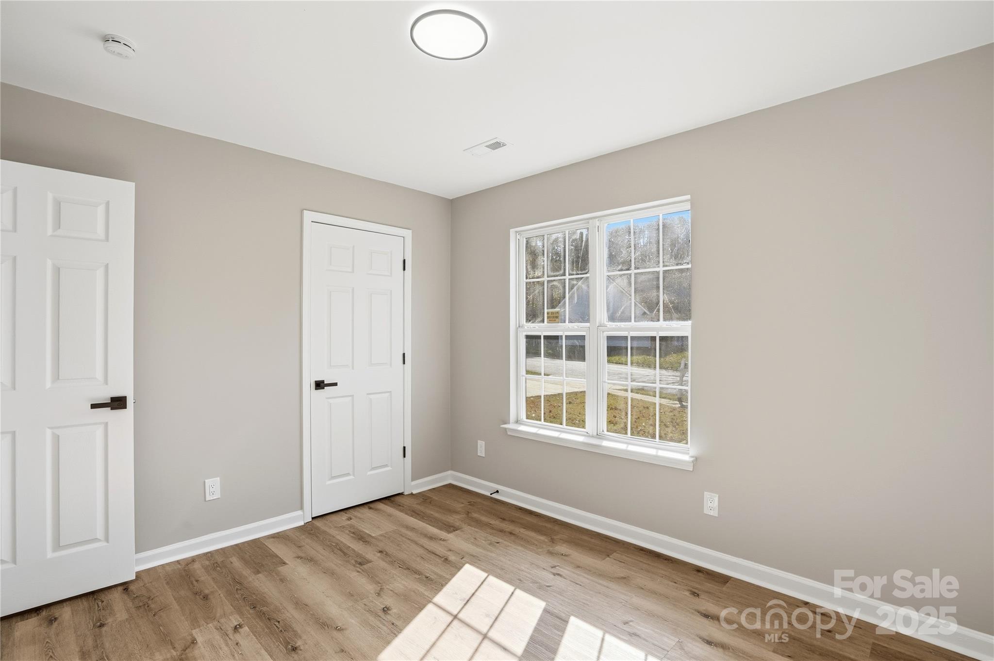 Jordans Pond - Residential