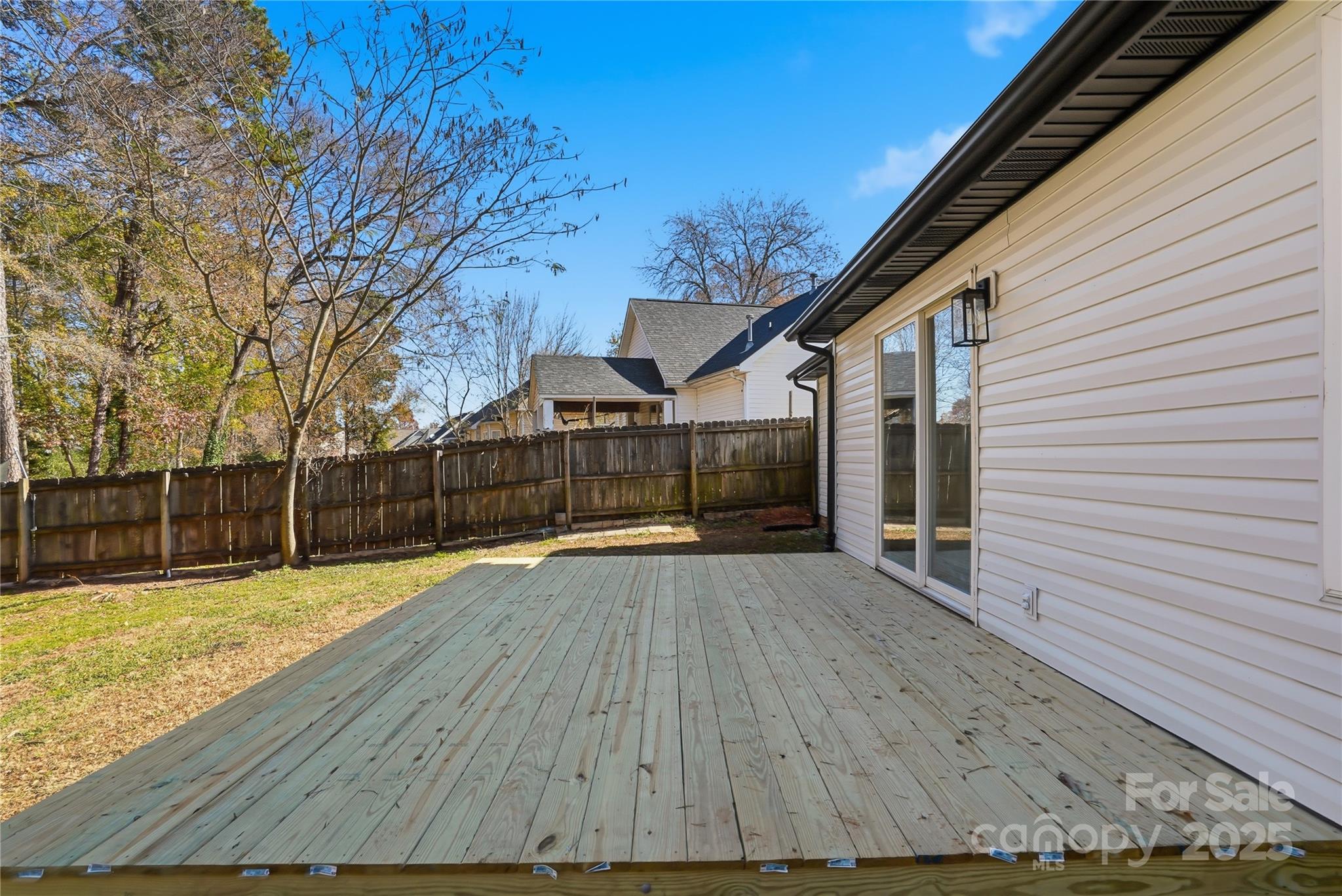 Jordans Pond - Residential