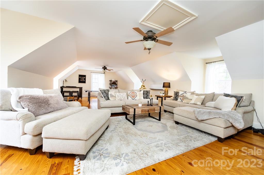 Oldstone Forest - Residential