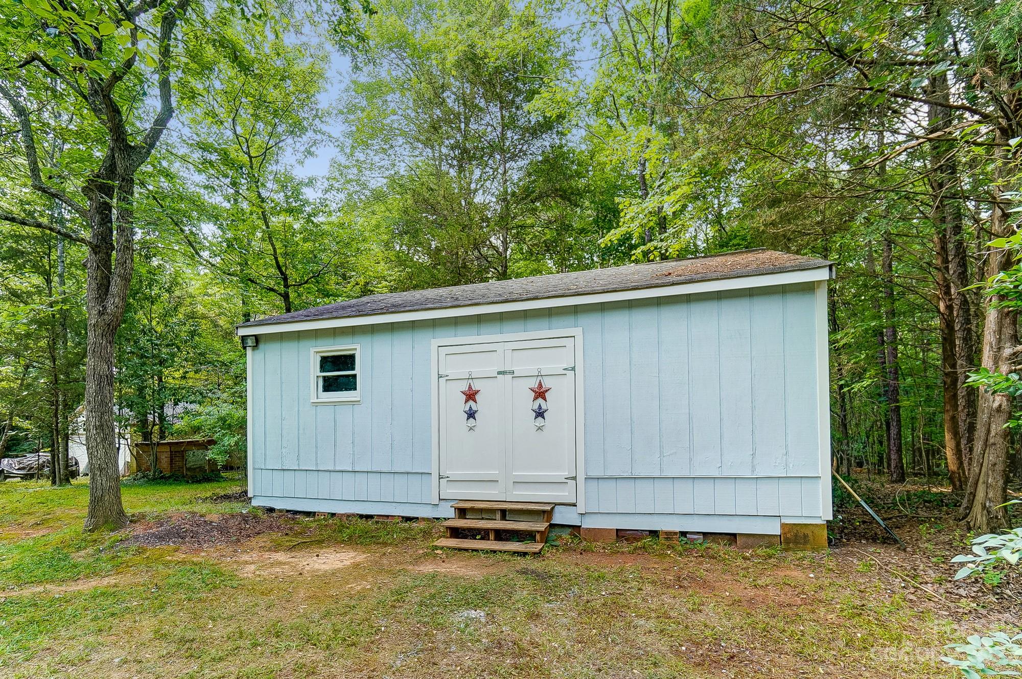 Whispering Pines - Residential