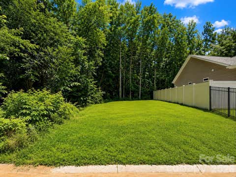 Photo of 5832 Patton Street, Charlotte, NC 28269 (MLS # 4401336)