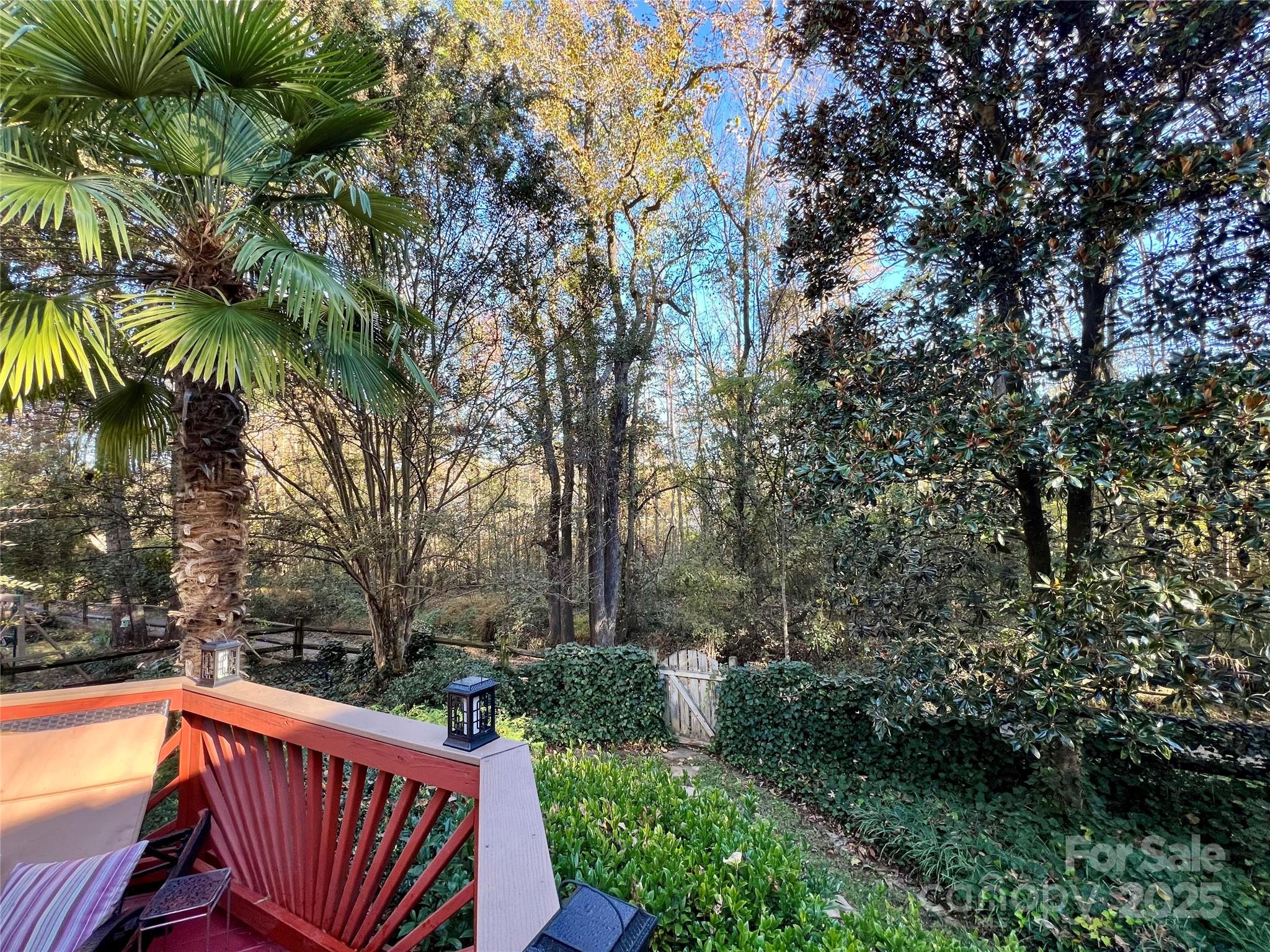 Davis Lake - Residential