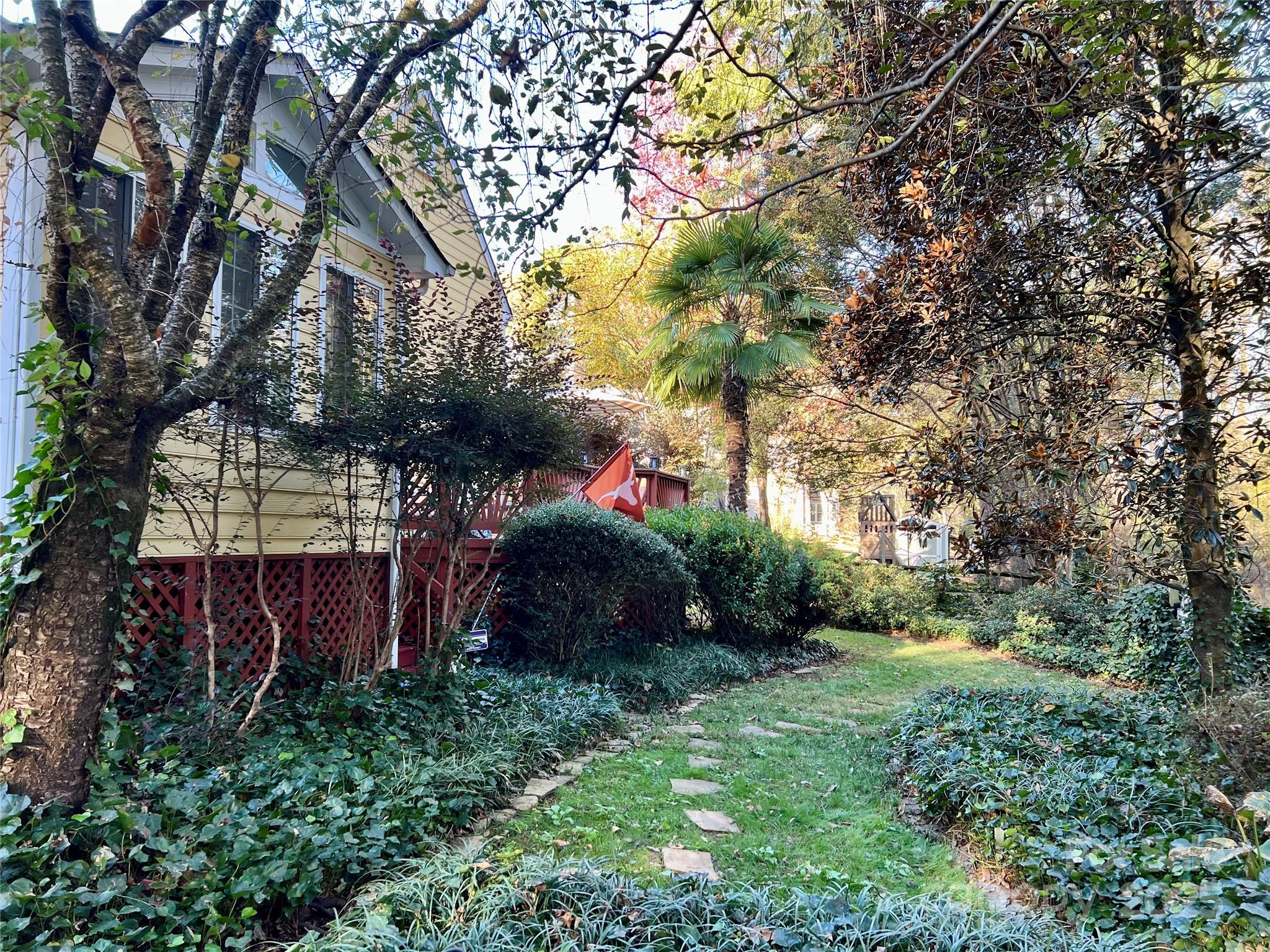 Davis Lake - Residential