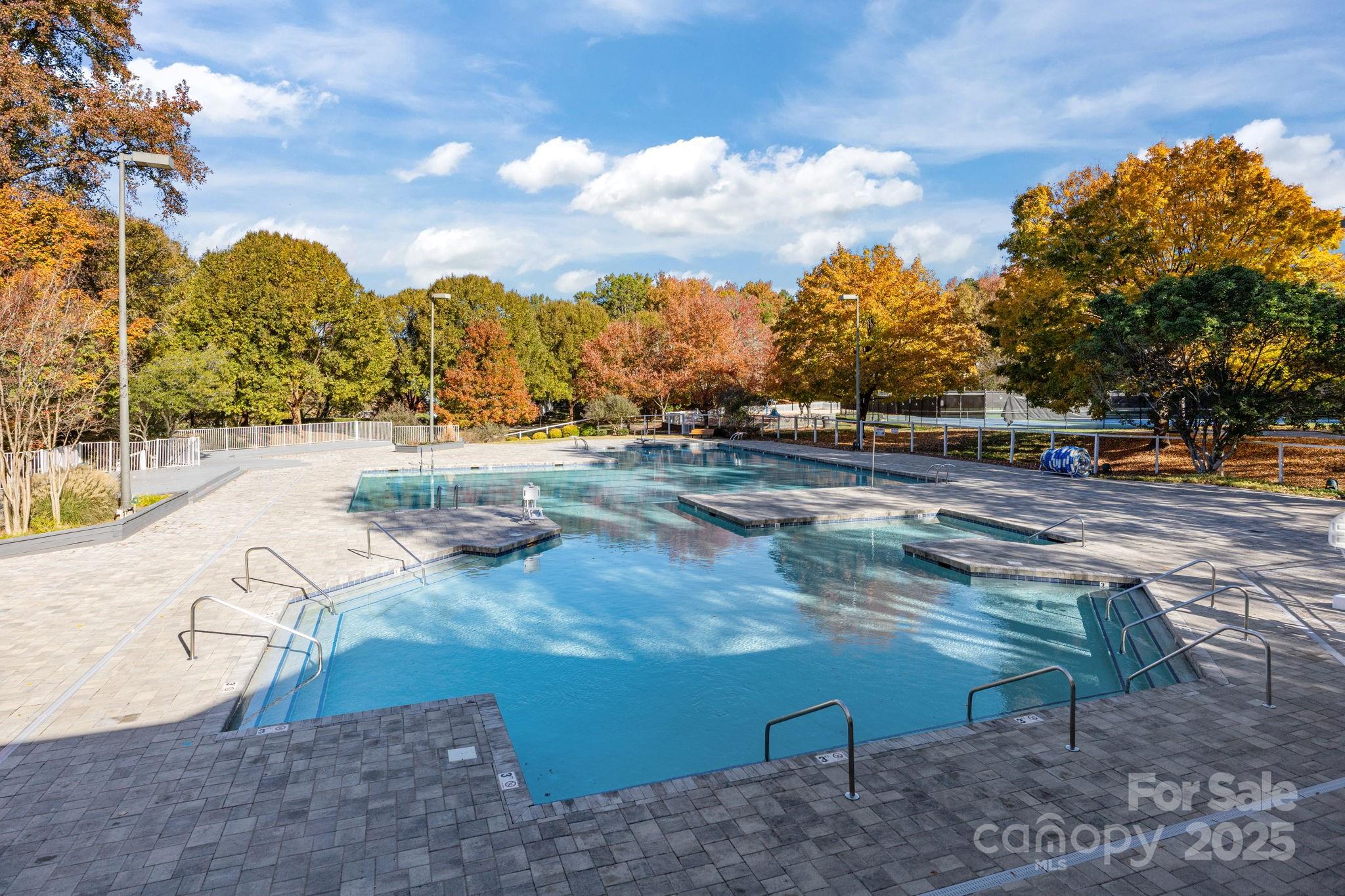 Davis Lake - Residential