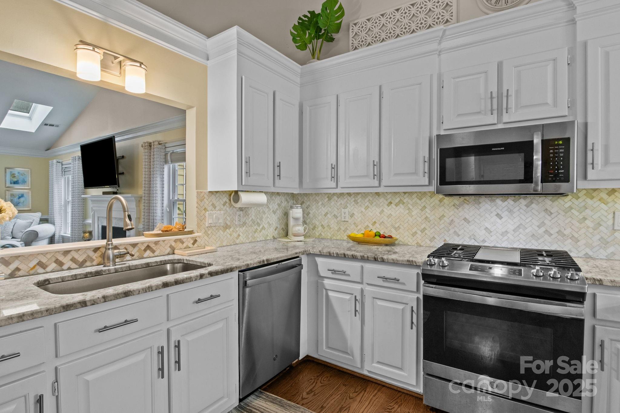 4729 Beech Crest Place