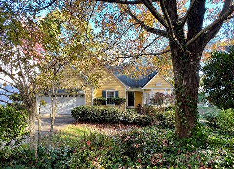 4729 Beech Crest Place Charlotte NC 28269