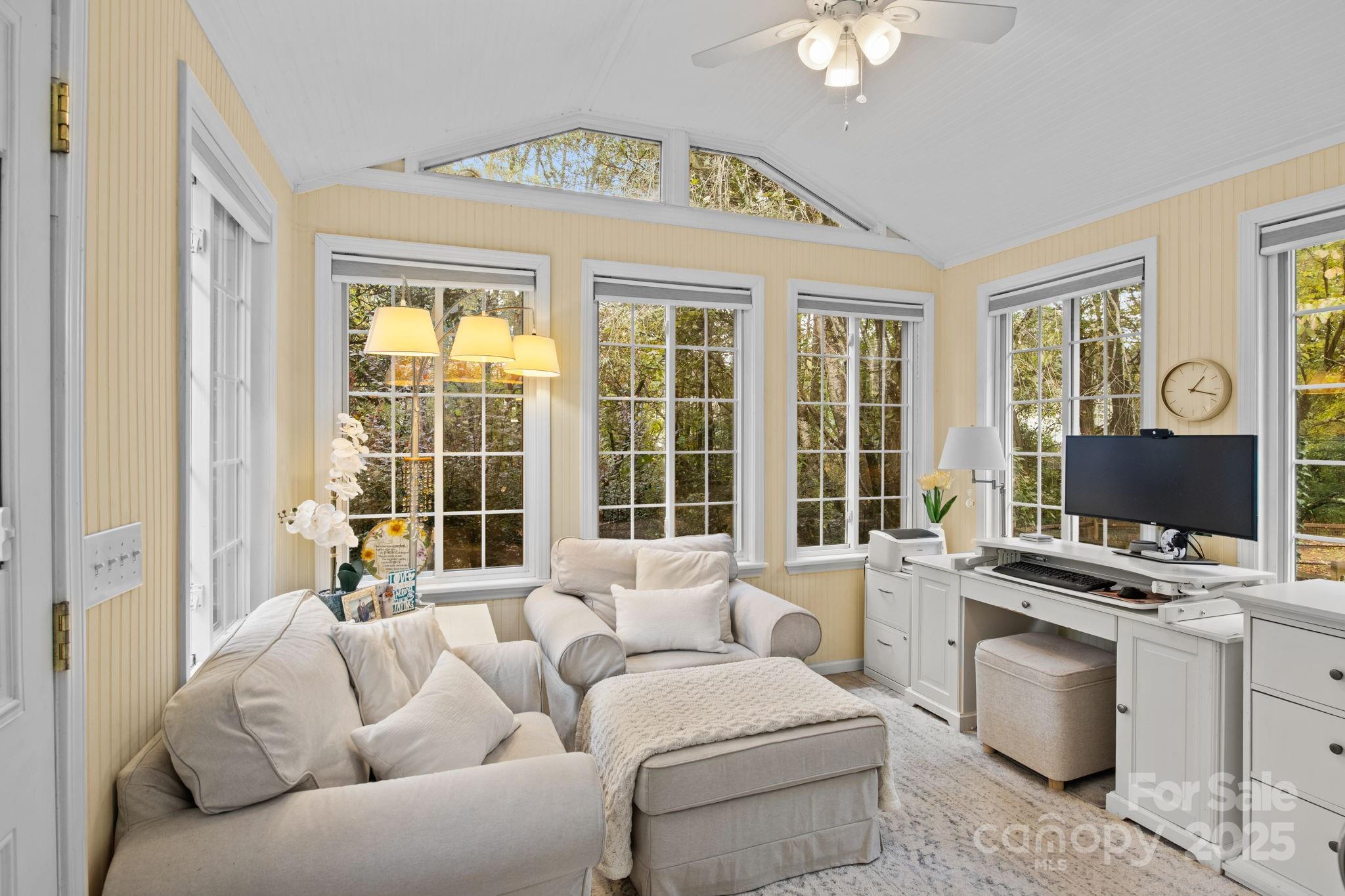 Davis Lake - Residential