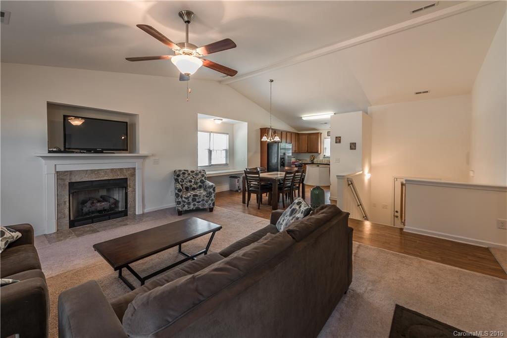 Faulkner Ridge - Residential