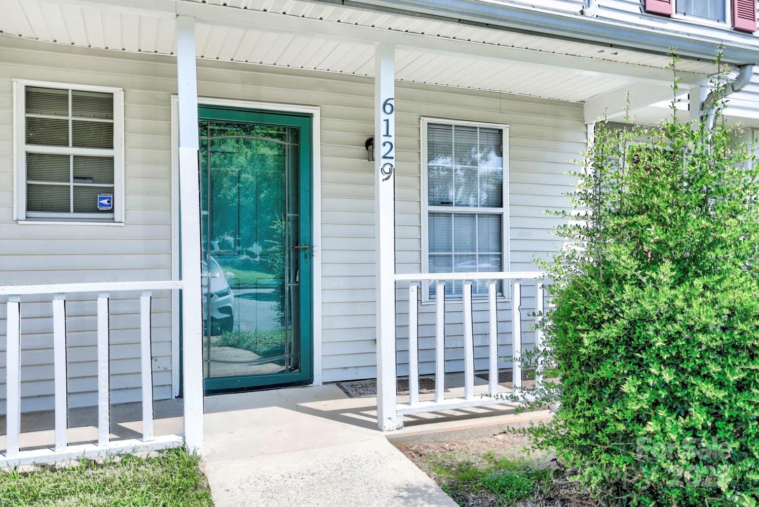 6129 Windsor Gate Lane