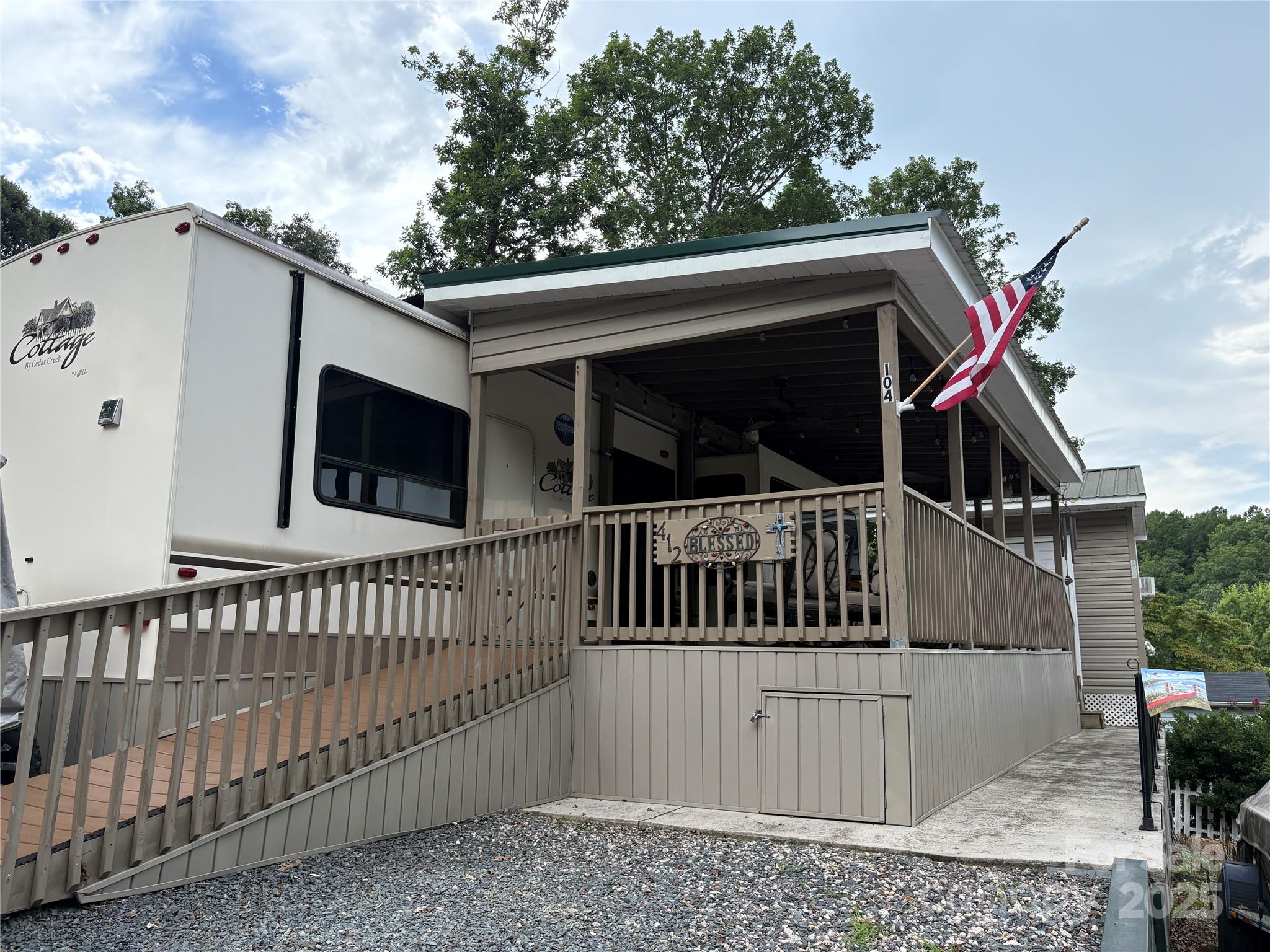 Badin Shores Resort - Residential