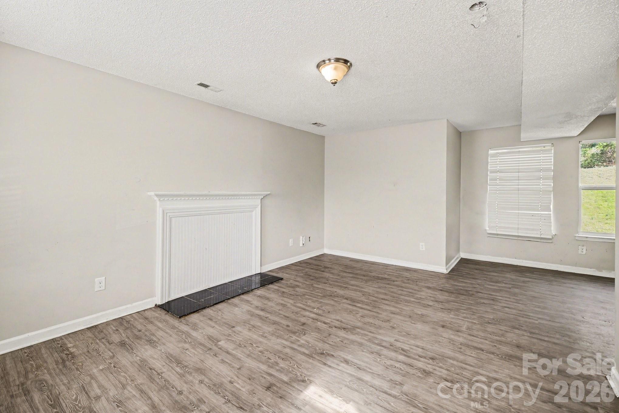 2900 Silkstream Lane