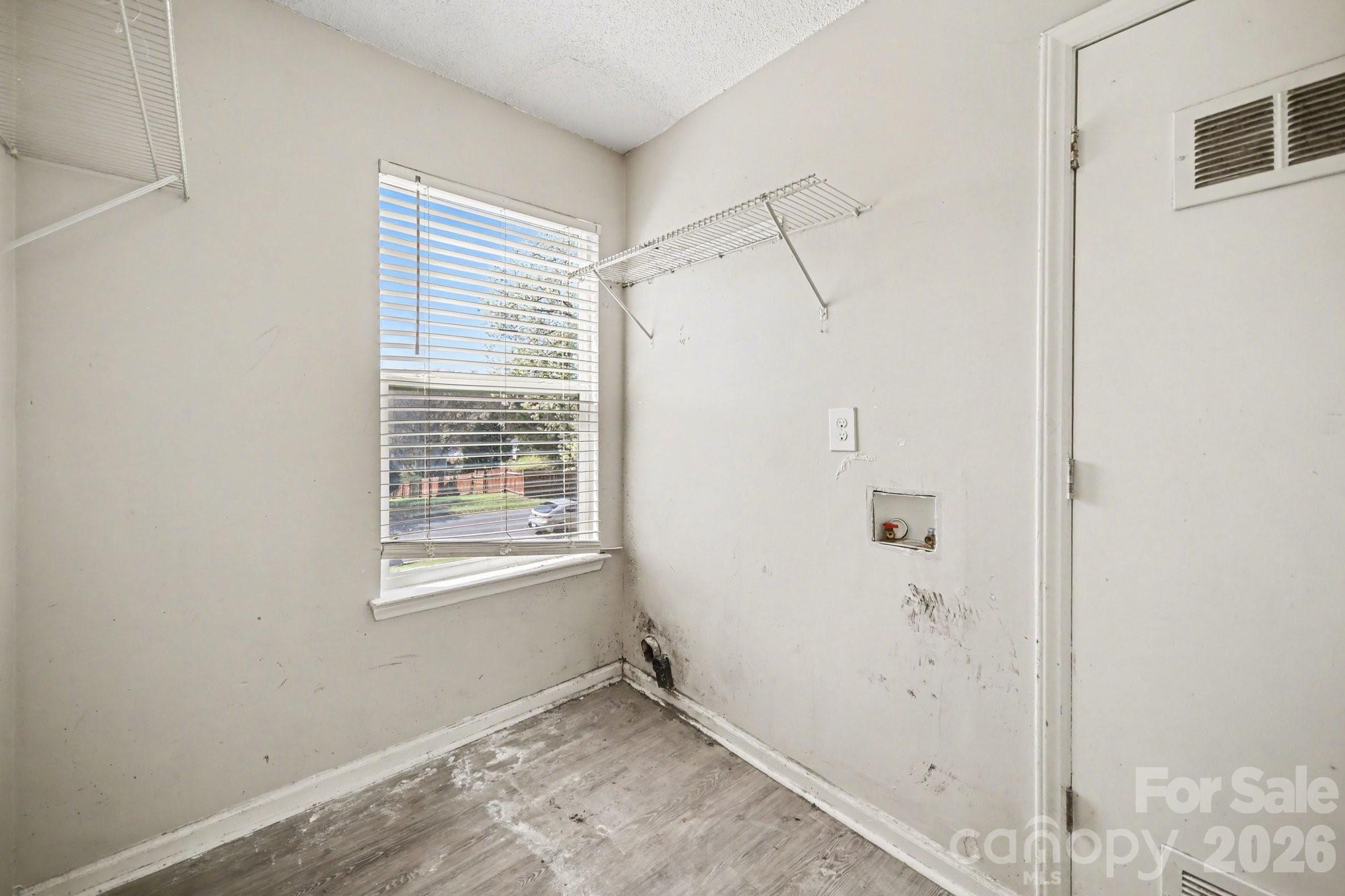 Shelton - Residential