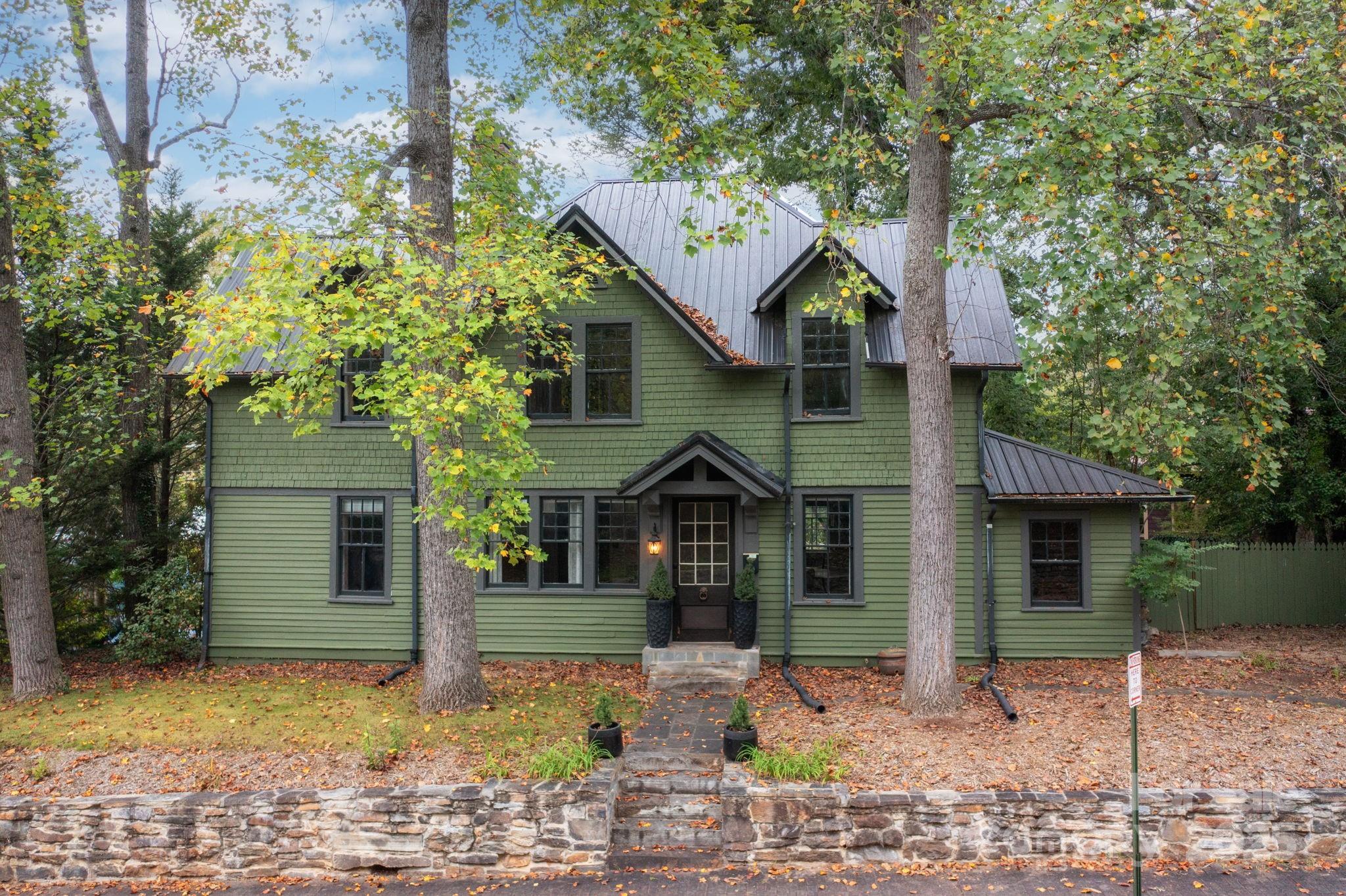 11 Cullowhee Street