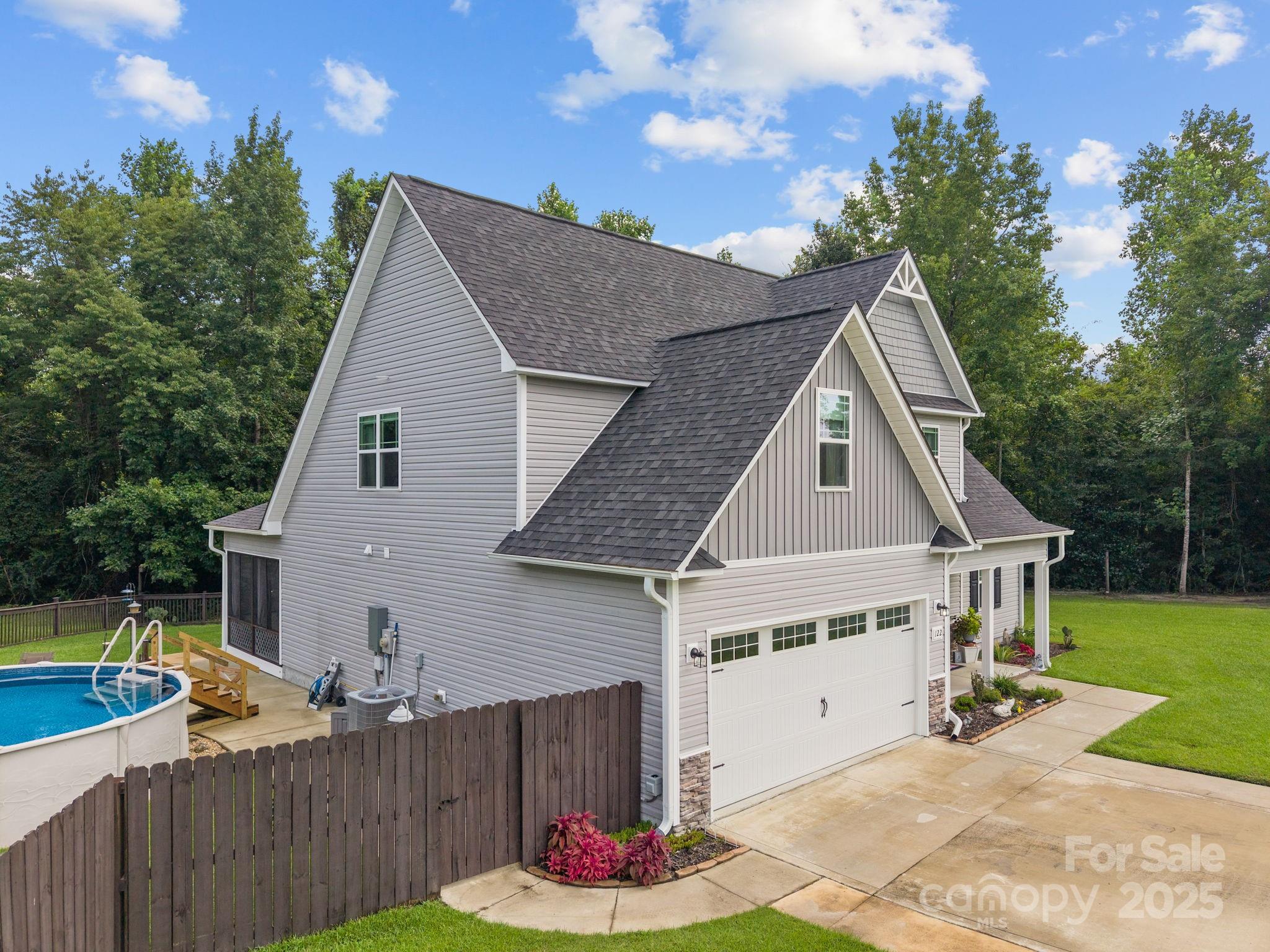 122 Bell chase Drive