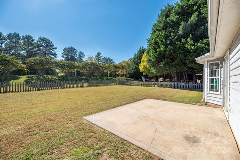 A home in Huntersville