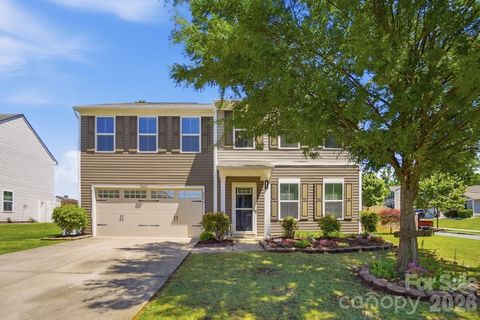 Photo of 2543 Willow Pond Lane SE, Concord, NC 28025 (MLS # 4380515)