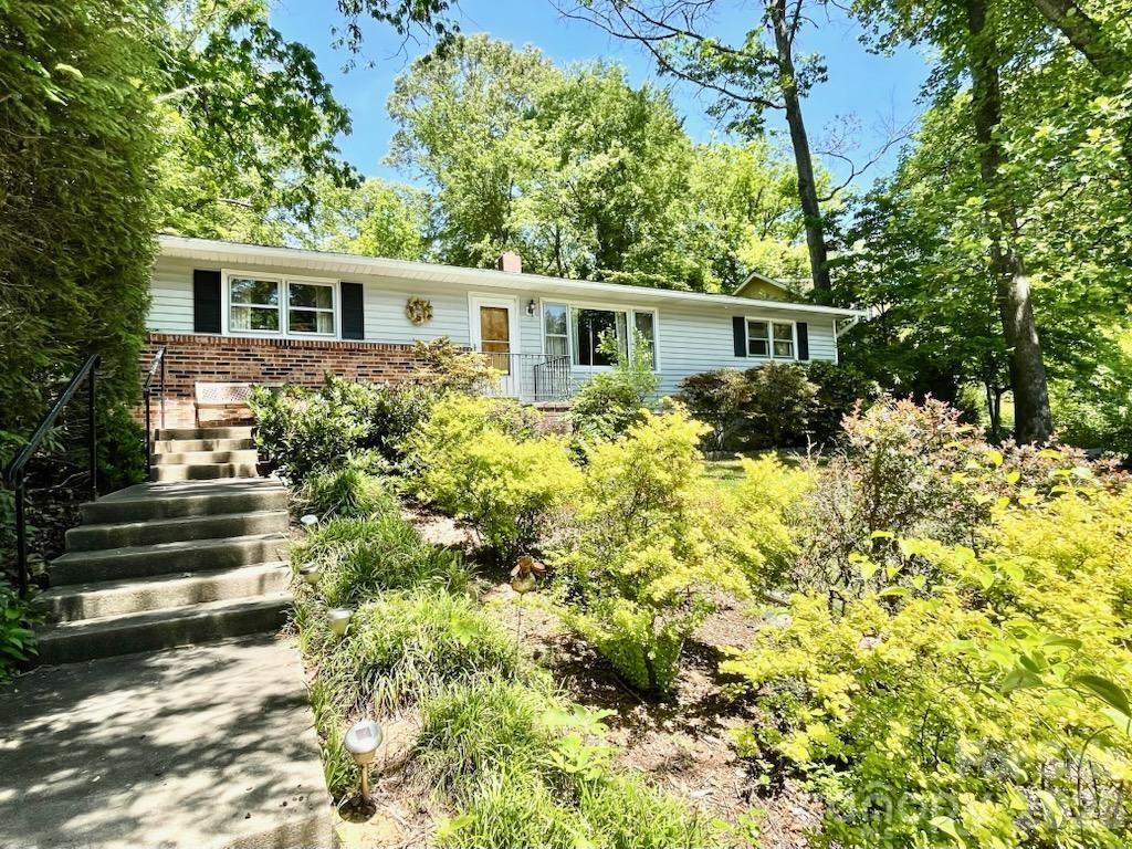 213 N Park Lane