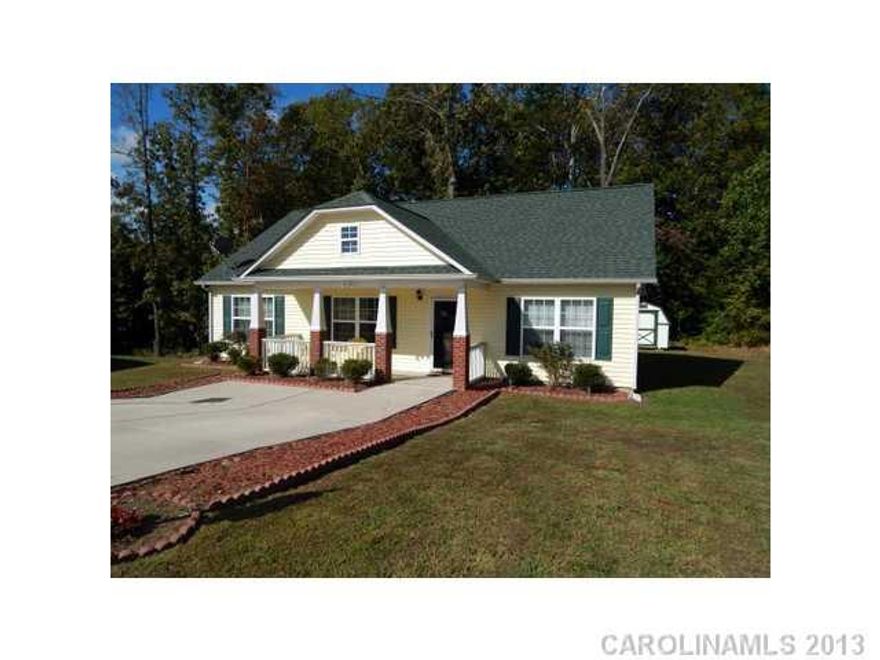 Adorable 3BR, 2BA home with unfinished bonus room. Split bedroom floor plan, FP, open kitchen with breakfast area, cul-de-sac lot, storage building, large front porch and minutes to I77.