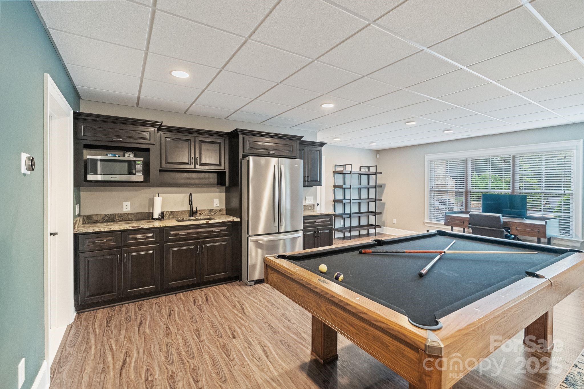 Beacon Pointe - Residential