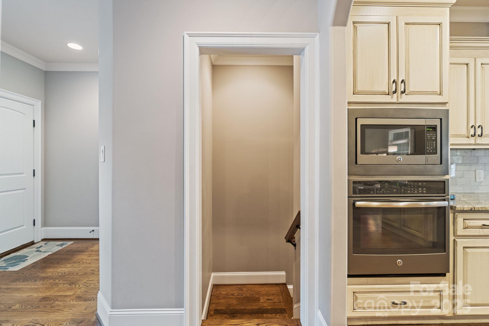 Beacon Pointe - Residential