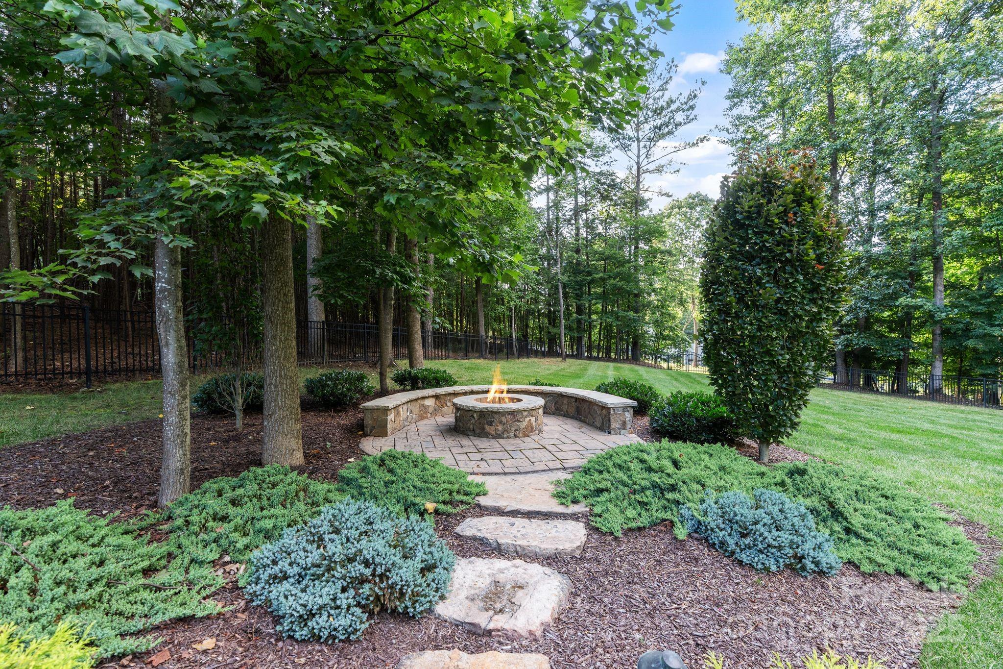 Beacon Pointe - Residential