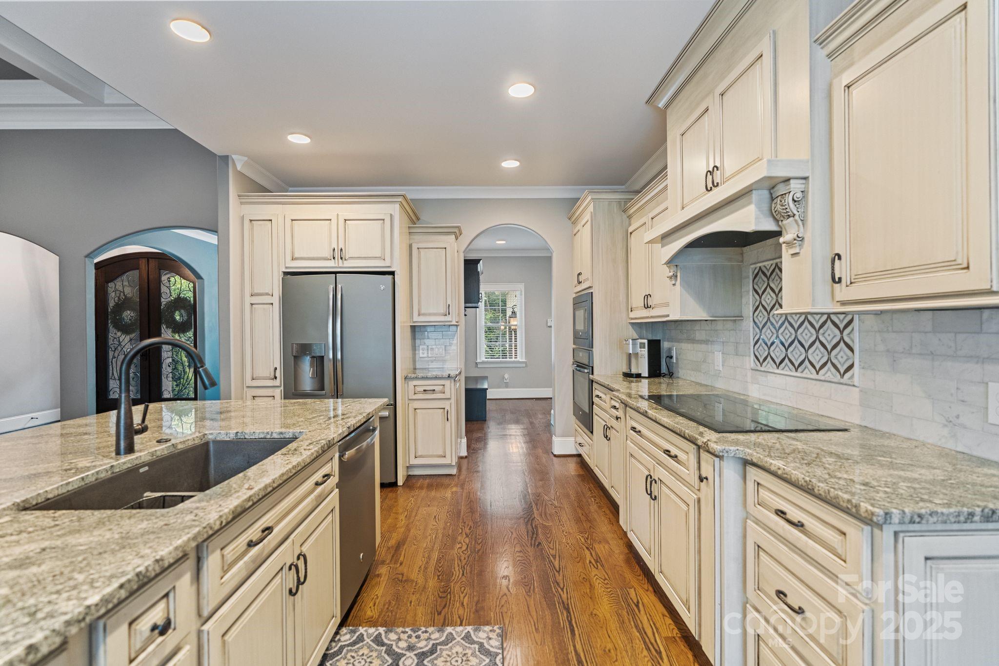 Beacon Pointe - Residential