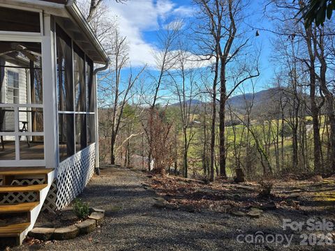 129 Oak Trails Pass Leicester NC 28748
