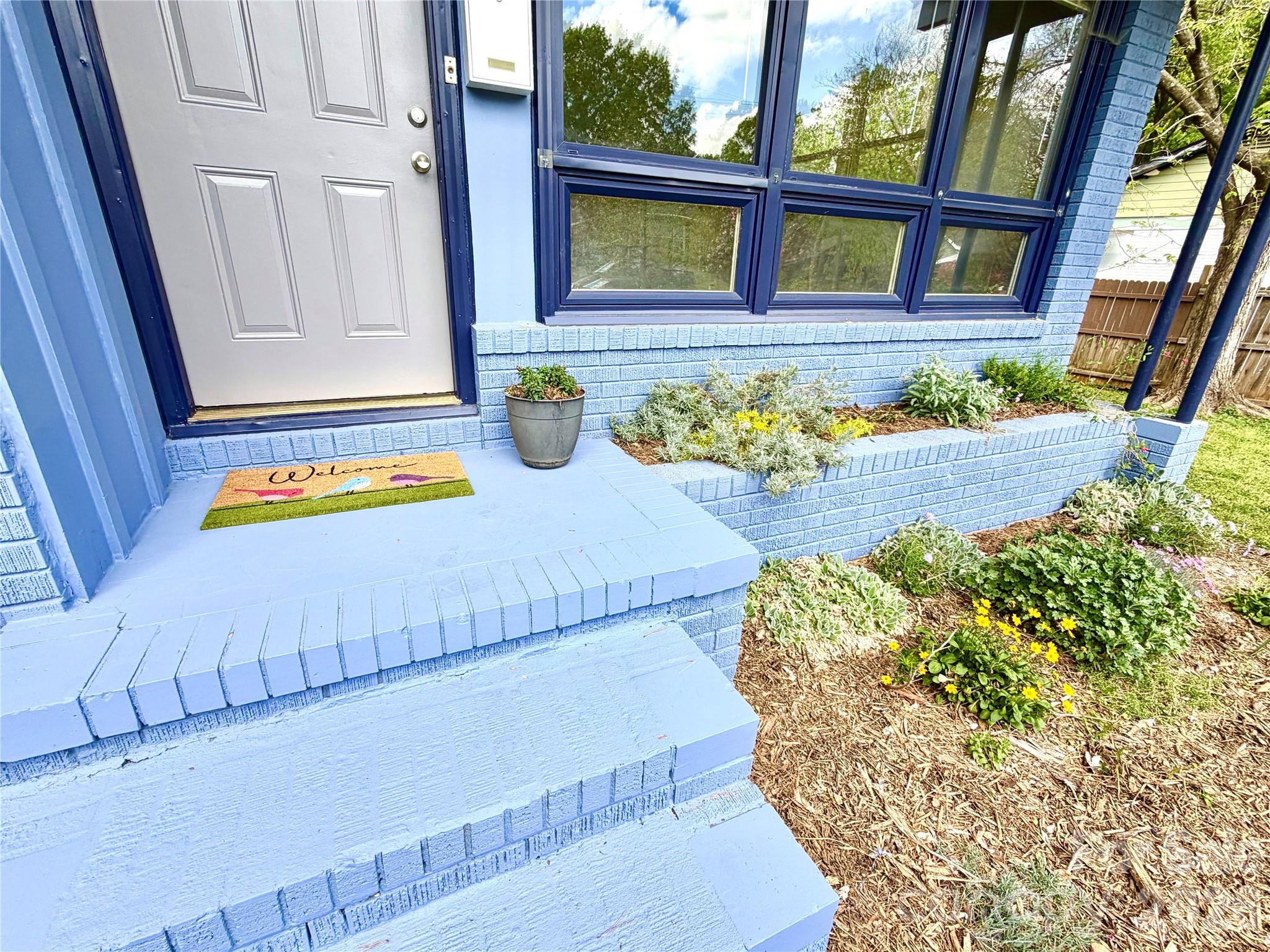 1511 Briarfield Drive