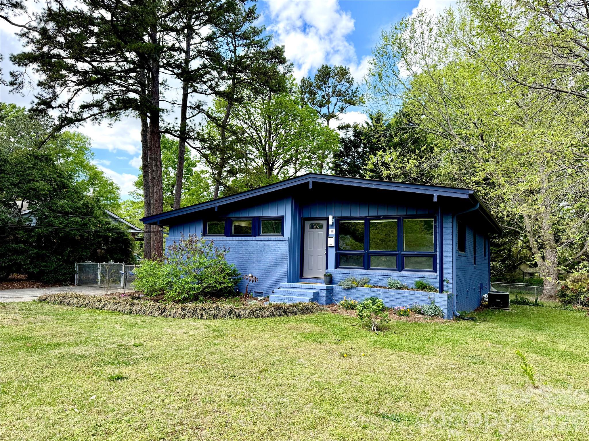 Sheffield Park - Residential