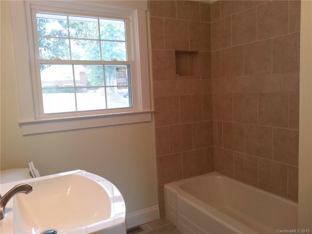 Pinecrest - Residential