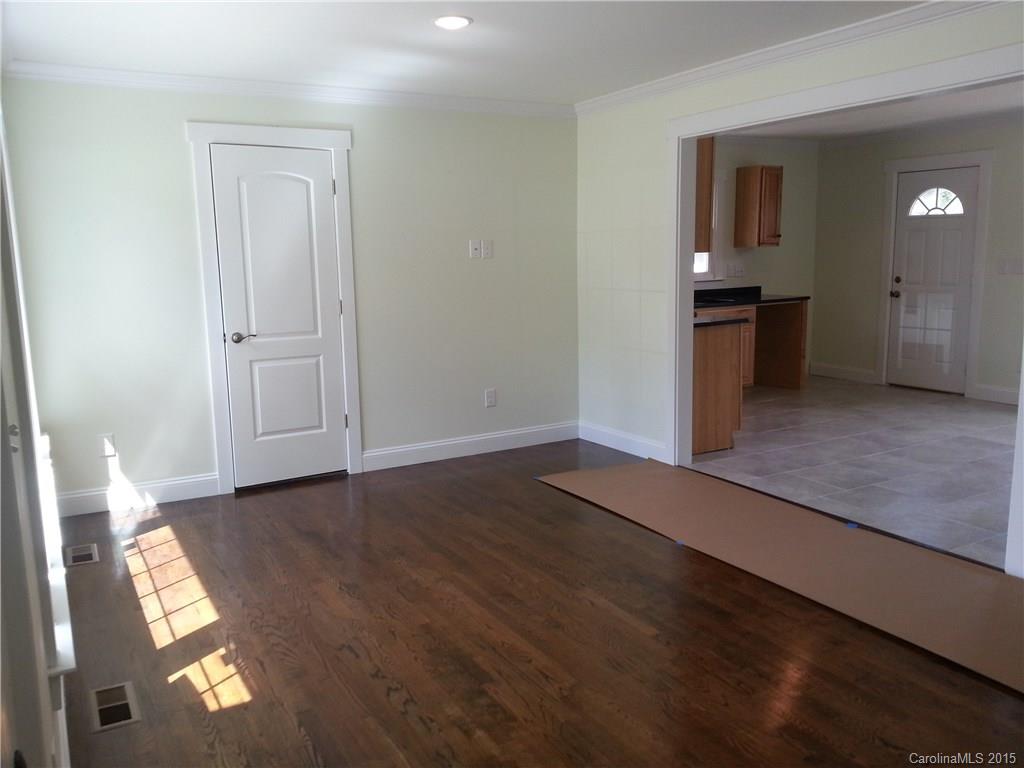 Pinecrest - Residential