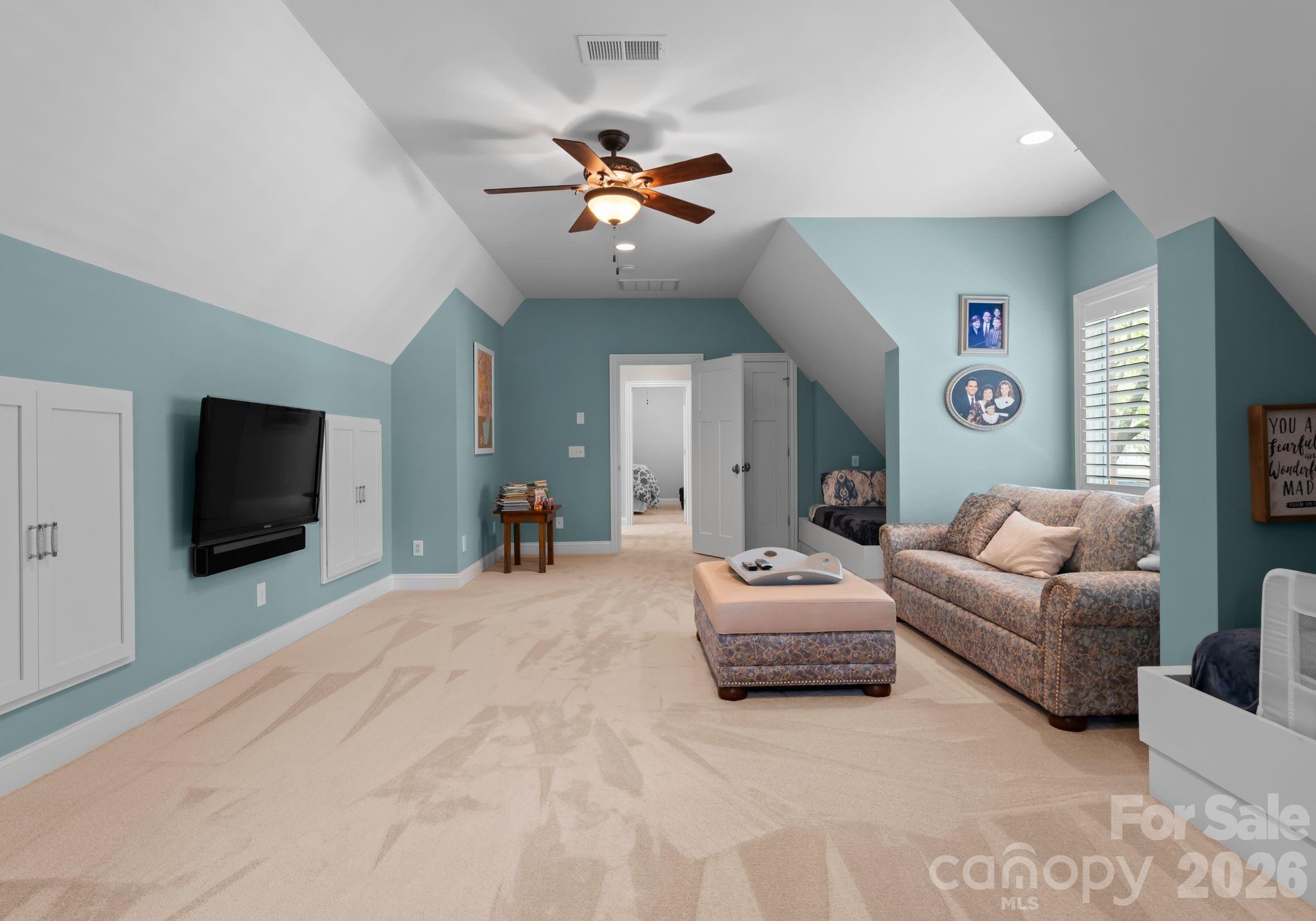 Sailview - Residential