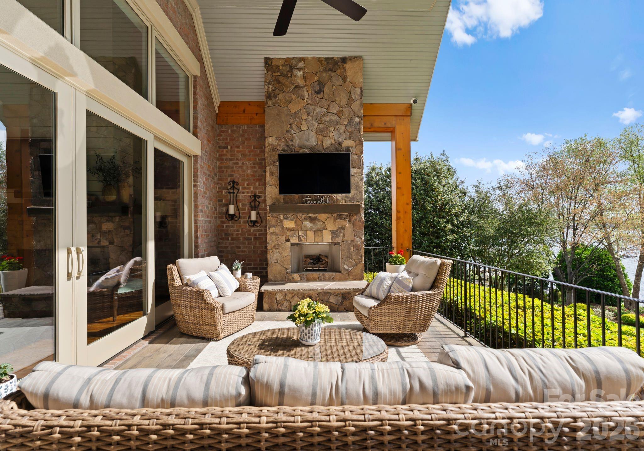 Sailview - Residential