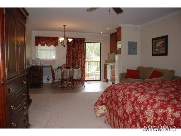 Rumbling Bald on Lake Lure - Residential