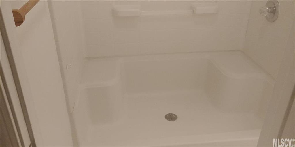 White Oak Manor - Residential