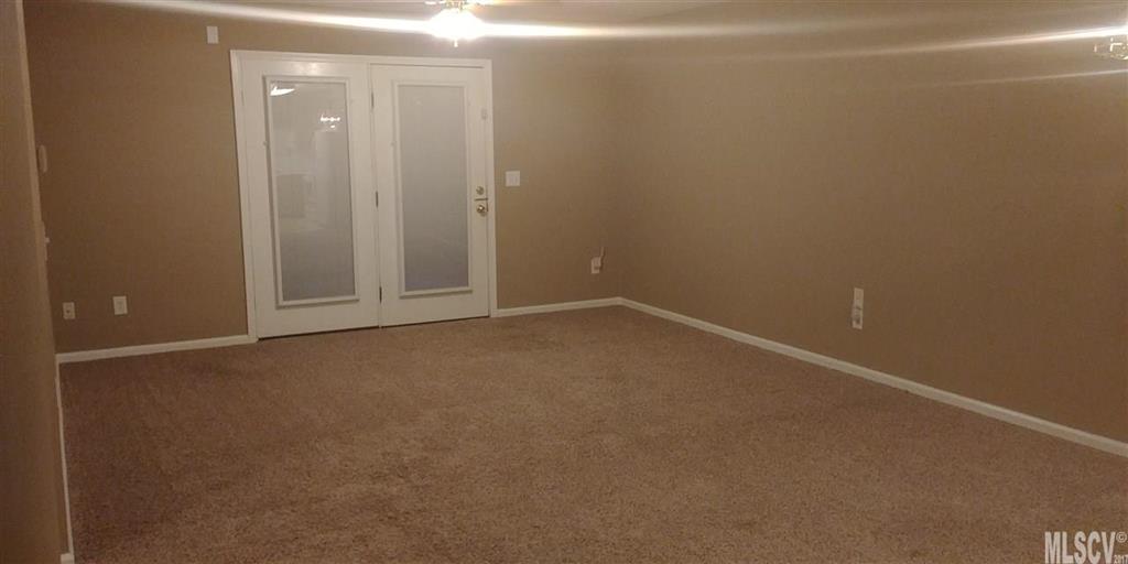 White Oak Manor - Residential