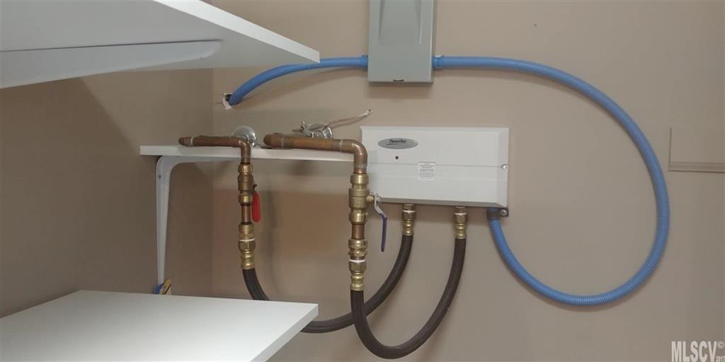 White Oak Manor - Residential