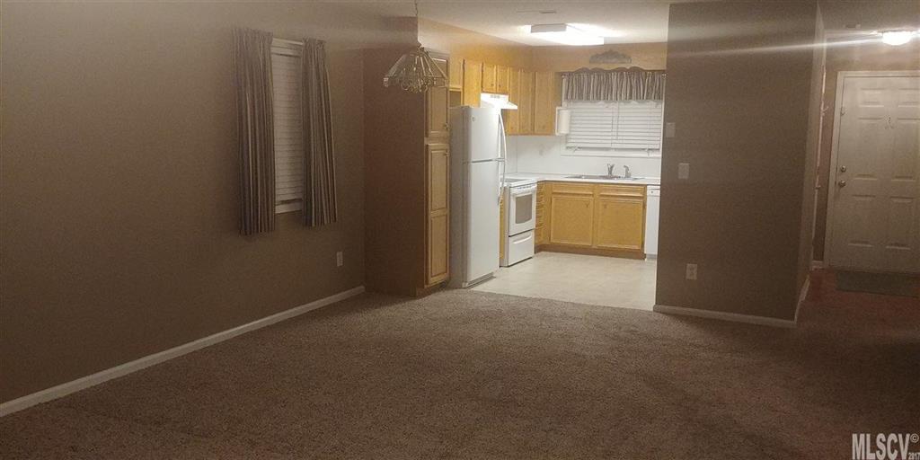 White Oak Manor - Residential