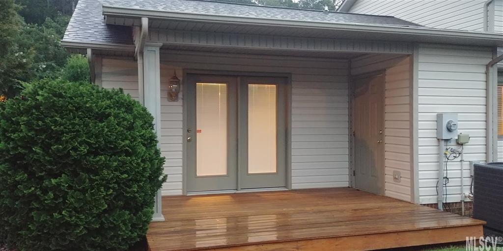 White Oak Manor - Residential