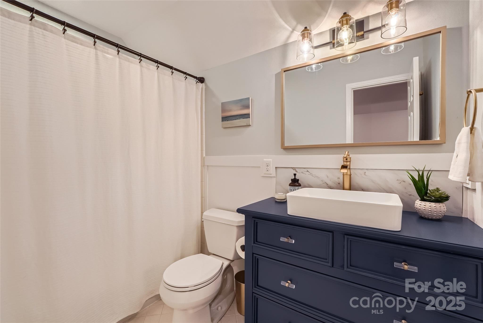 Matthews, North Carolina 28105, United States, 3 Bedrooms Bedrooms, ,3 BathroomsBathrooms,Residential,Active,141517