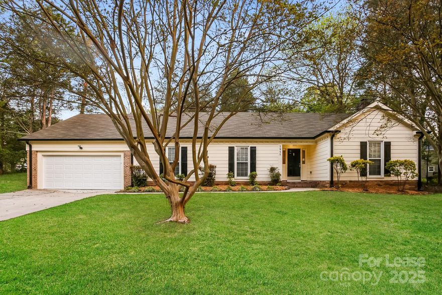 Charming 4bed/2 bath Ranch home offers a two car garage with fenced backyard, vaulted ceilings and wood burning fire place in Great Room, Owner's Suite with large Master bath, dual vanities, and walk in closet, Breakfast Nook with Bay Windows, and beautiful granite counters, modern vinyl plank throughout and white cabinets in kitchen. Located in the Villages of Wexford minutes from UNC Charlotte, PNC Music Pavilion, Light Rail, Concord Mills and more! Easy to tour and pet friendly!