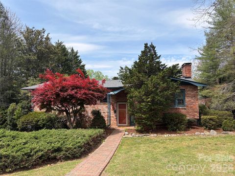 Photo of 122 W Sweetbriar Lane, Etowah, NC 28729 (MLS # 4372577)