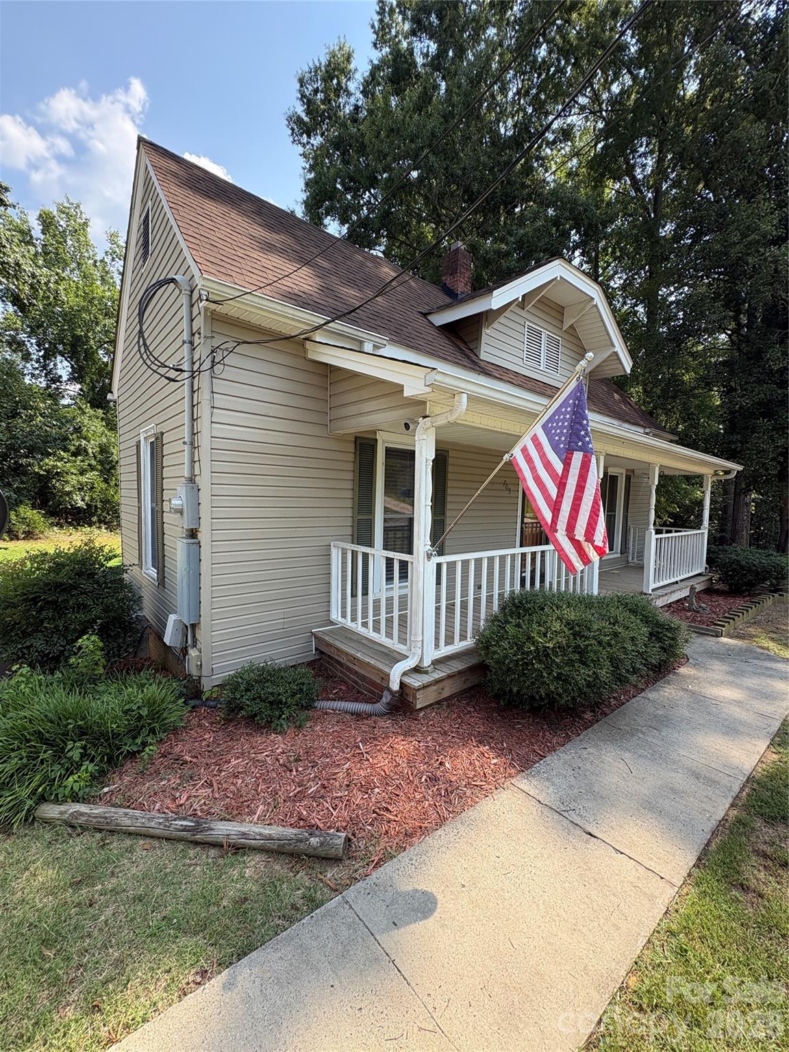 Photo 1 of 21 — 705 Parker Street, Albemarle, NC 28001