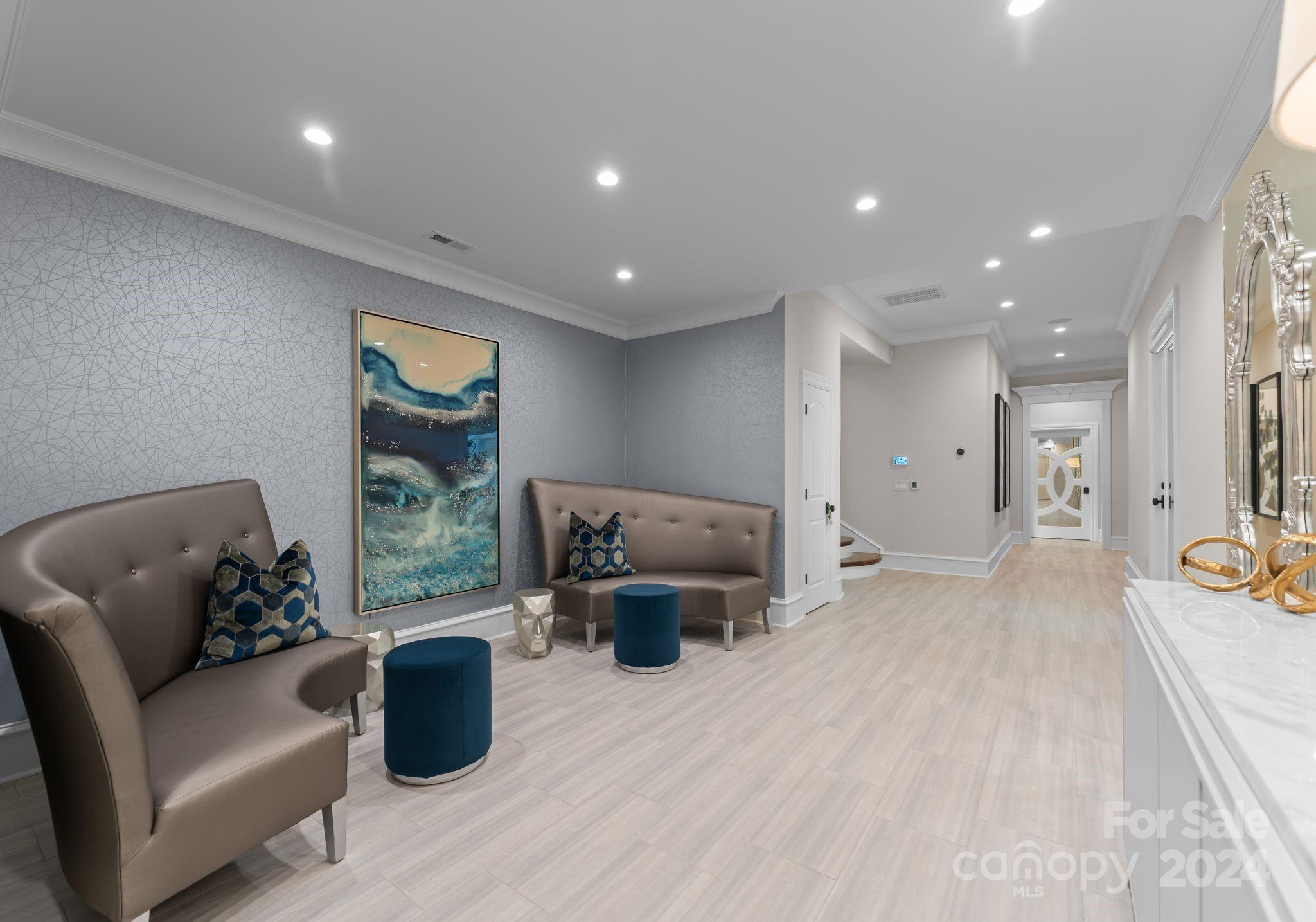 Seven Eagles - Residential