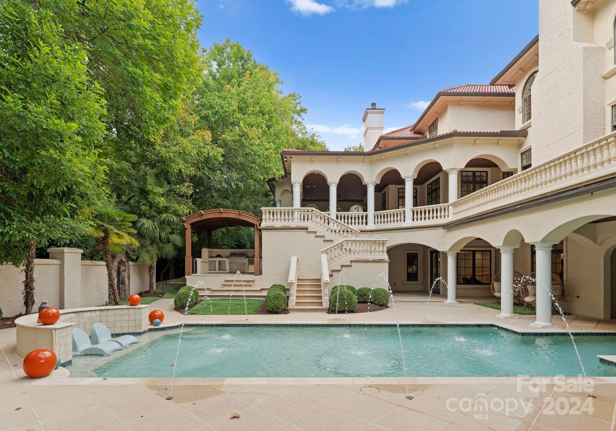 Seven Eagles - Residential