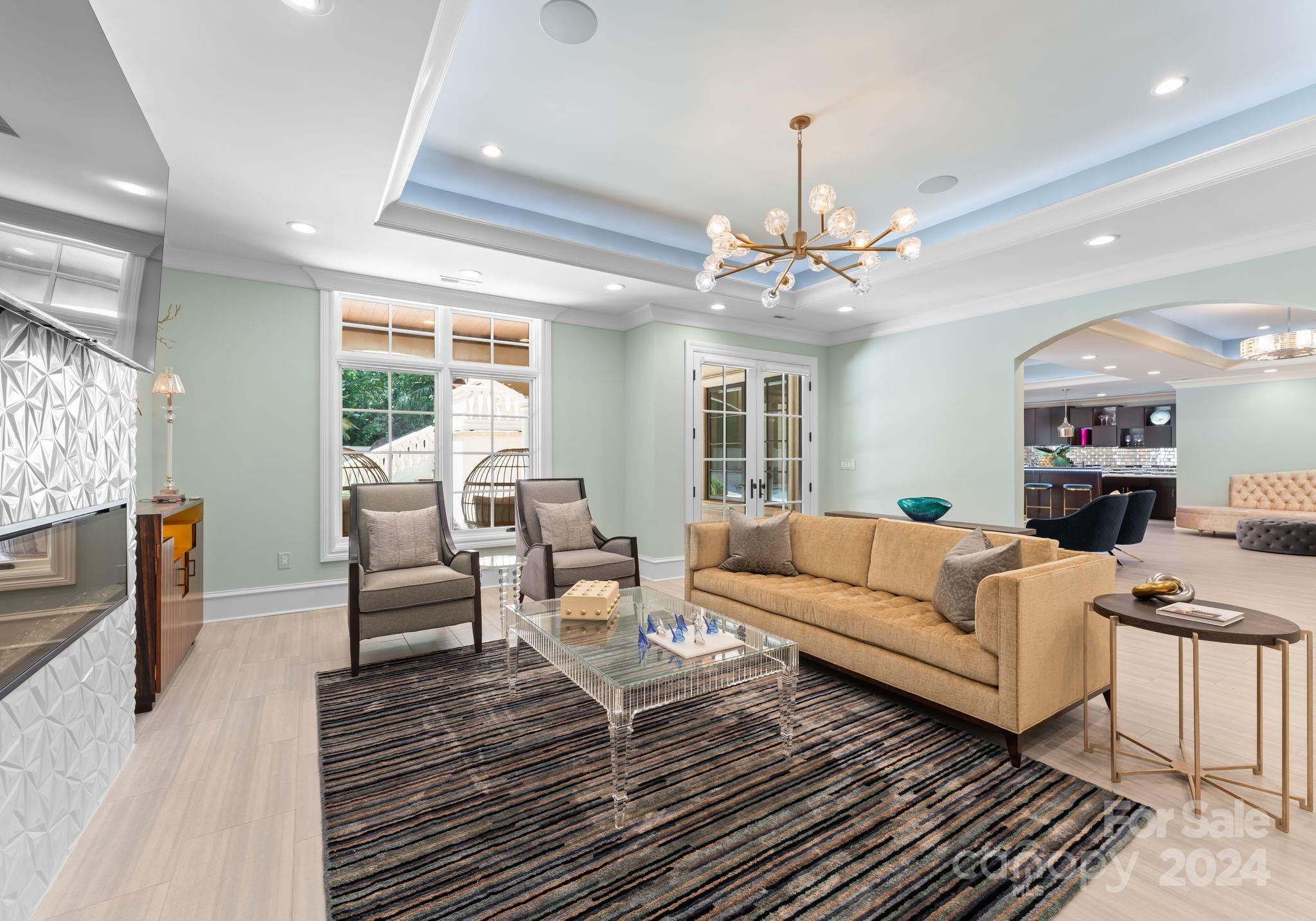 Seven Eagles - Residential