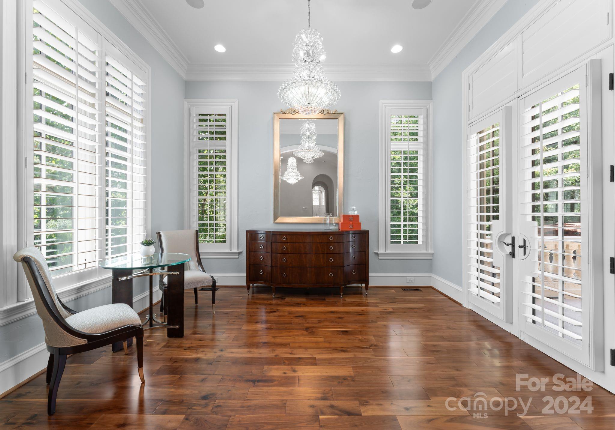 Seven Eagles - Residential