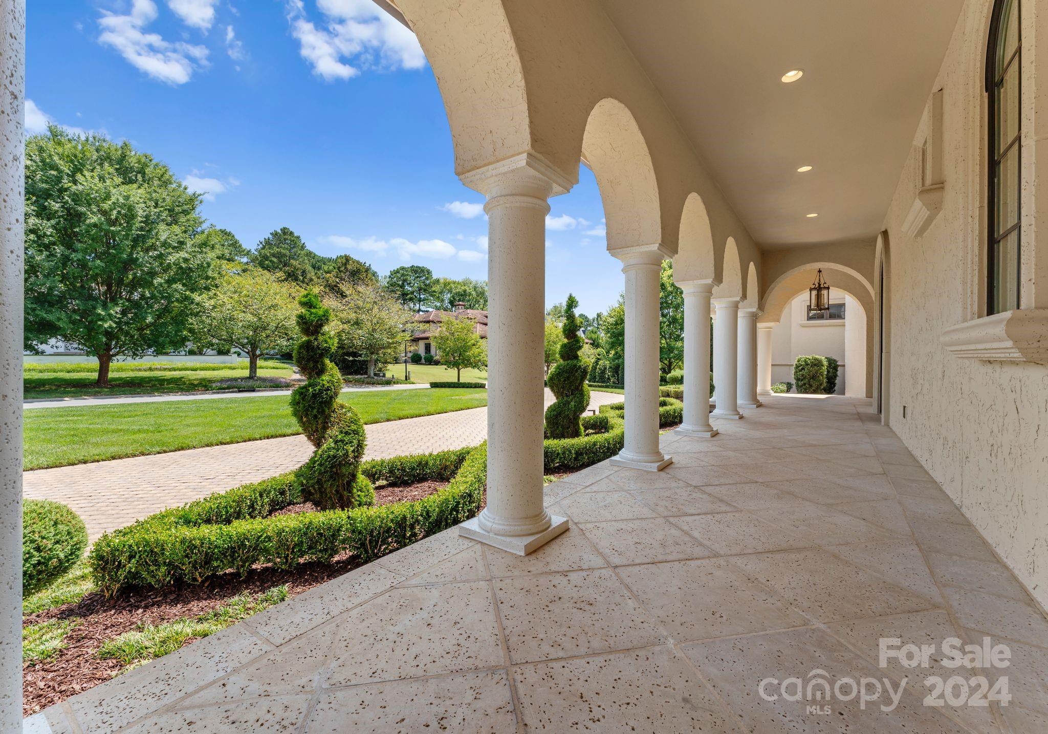 Seven Eagles - Residential