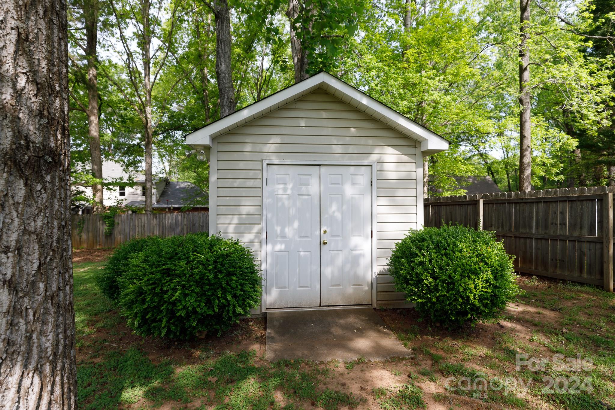 Oakhurst - Residential